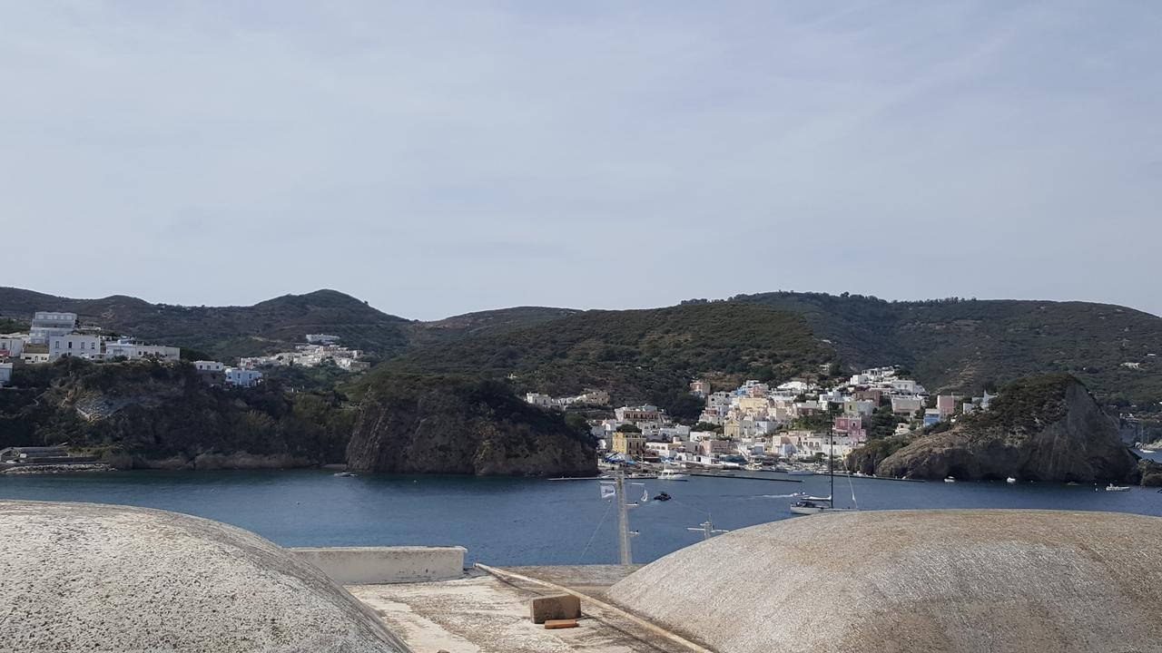 Agenzia Aprea Appartamenti Ponza Exteriér fotografie